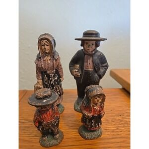 Lot 4 Vintage Cast Iron Toys Amish Mennonite Family Parents 4.5" Children 2.5"
